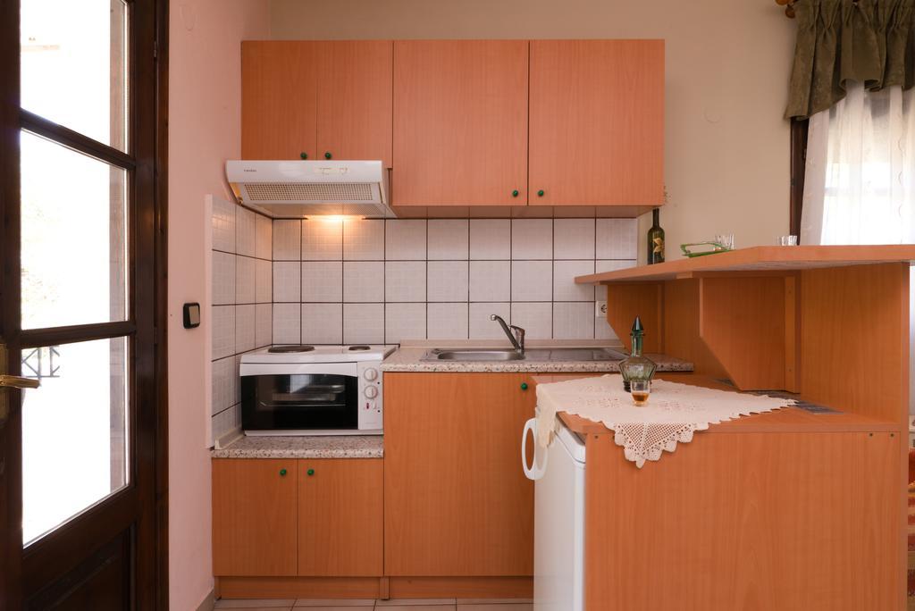 סקאלה פוטאמיאס Anastasia Apartments מראה חיצוני תמונה